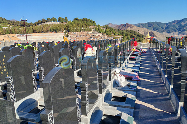 北京墓地是否有产权一说？使用年限是多久？