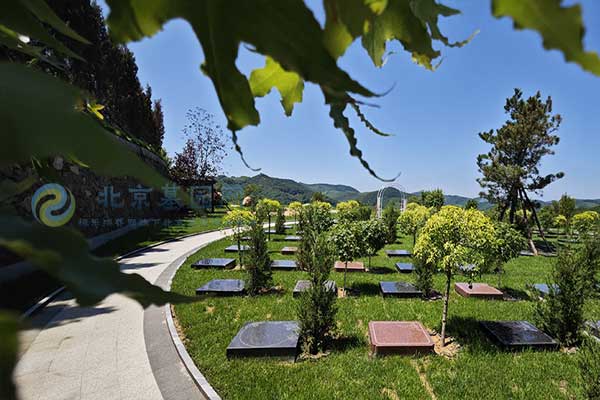 北京清东陵万佛园公墓，在自然中寻找永恒